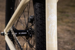 Fairdale Hareraiser 26" (Classic White in S/M)
