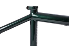 Sunday Silvawave Frame (Metallic Seaweed Green)